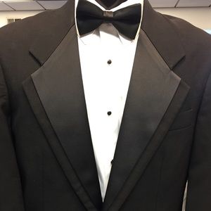 Contour 52R  jacket with 42-43-44 and bow tie